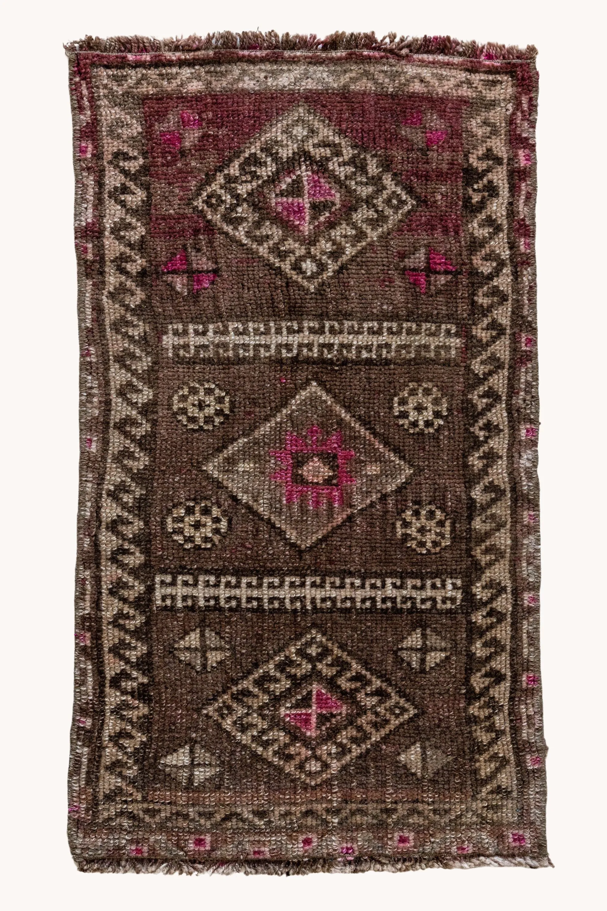 Vintage Turkish Mini Rug No. 489 | 1'6 x 2'9