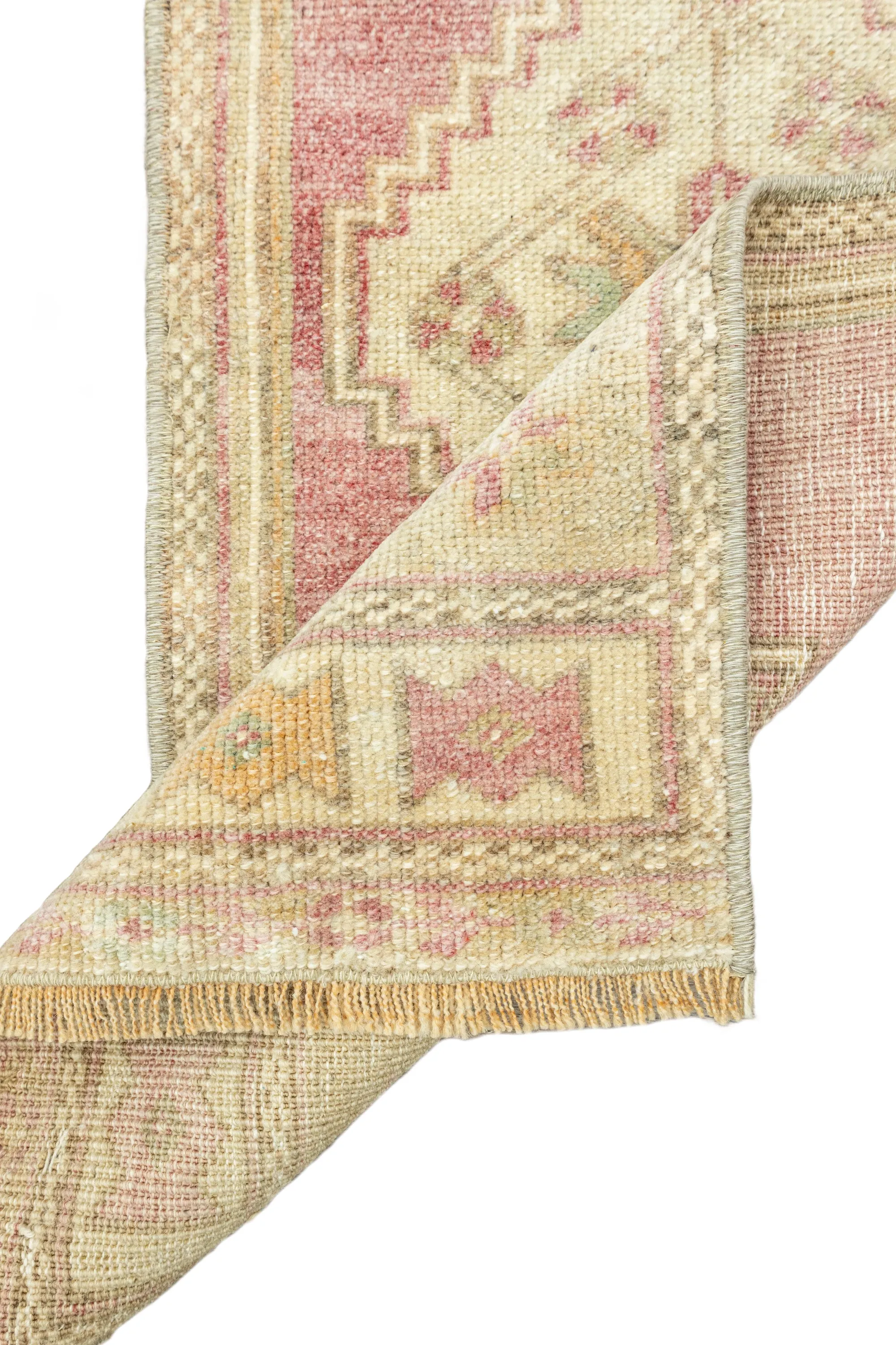 Vintage Turkish Mini Rug No. 685 | 1'4 x 3'